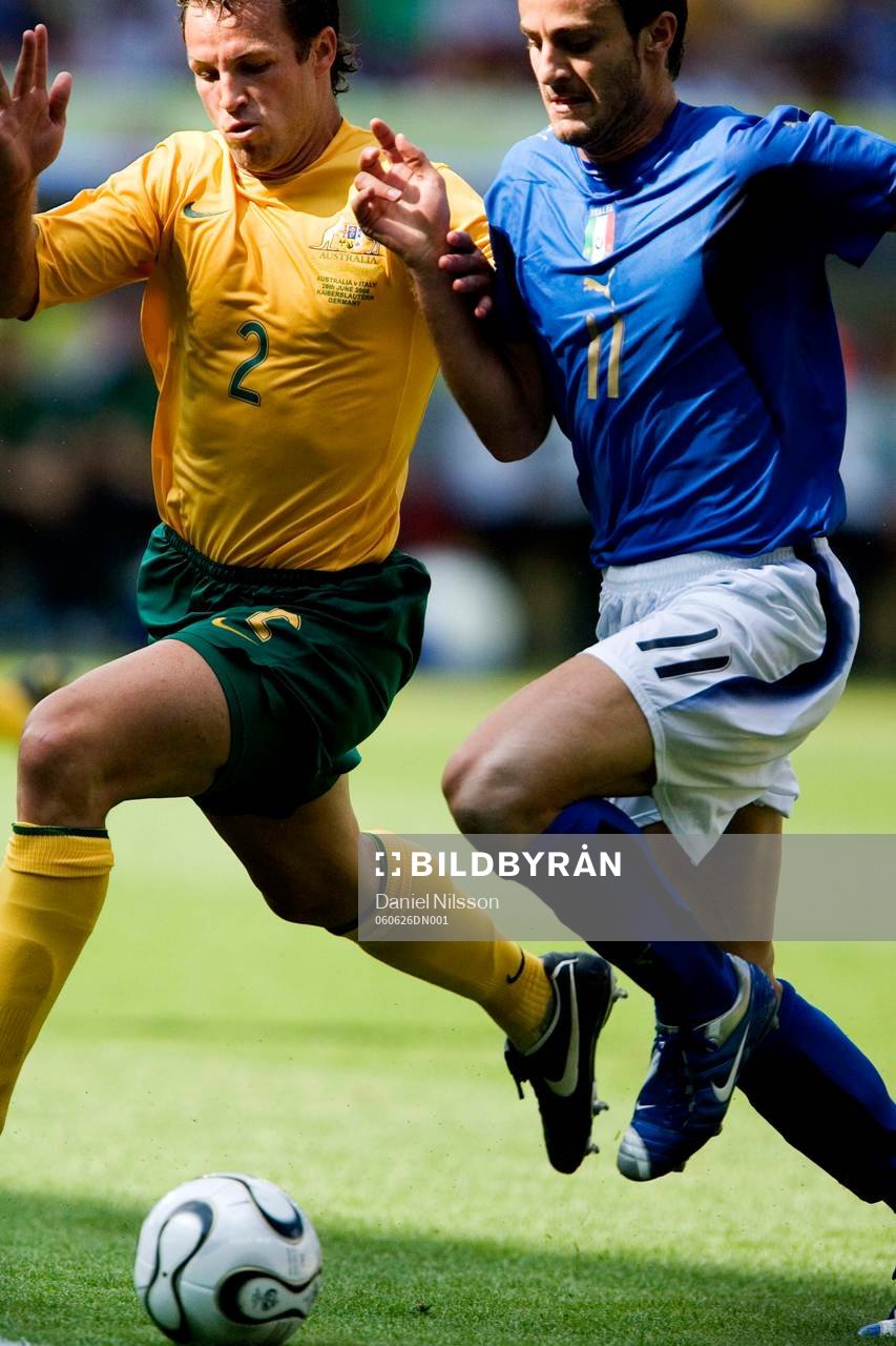 Alberto Gilardino, Italien och Lucas Neill, Australien