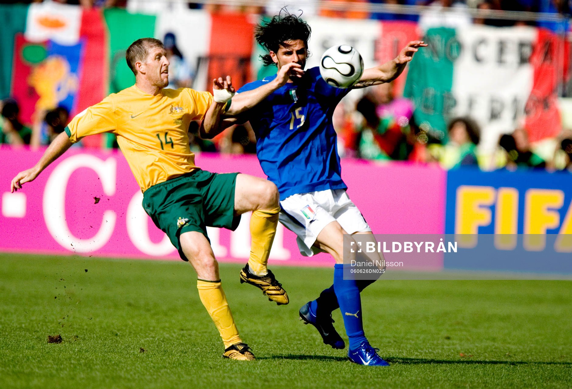 Vincenzo Iaquinta, Italien och Scott Chipperfield,