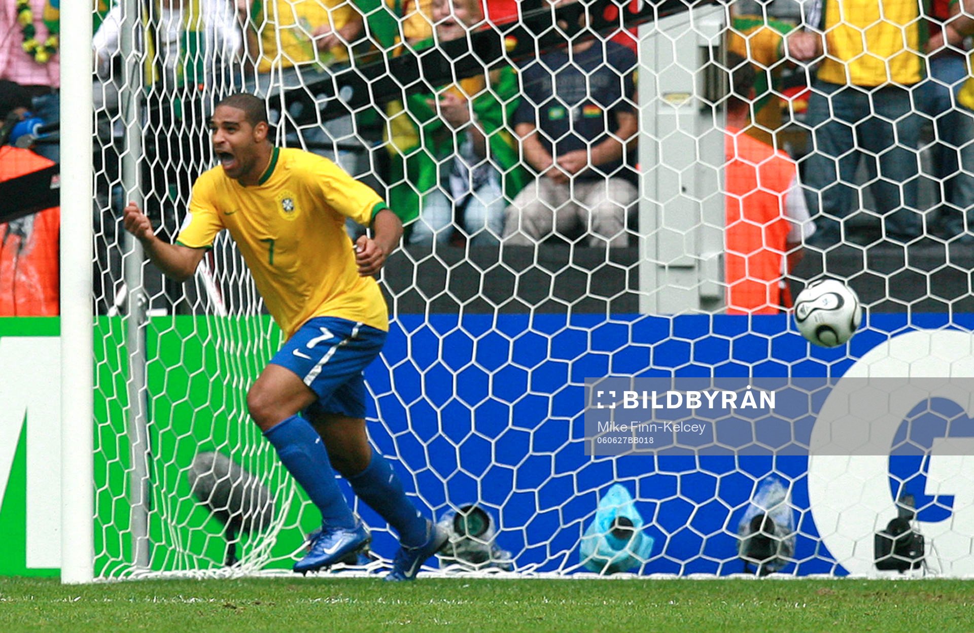 Adriano, Brasilien (Jubel)