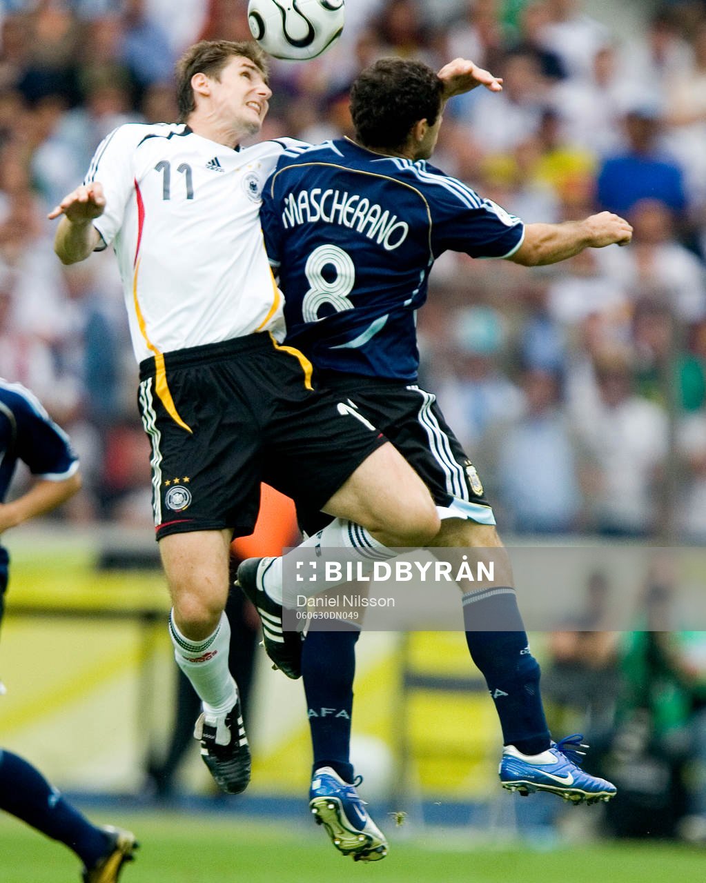 Miroslav Klose, Tyskland och Javier Mashcerano, Argentina