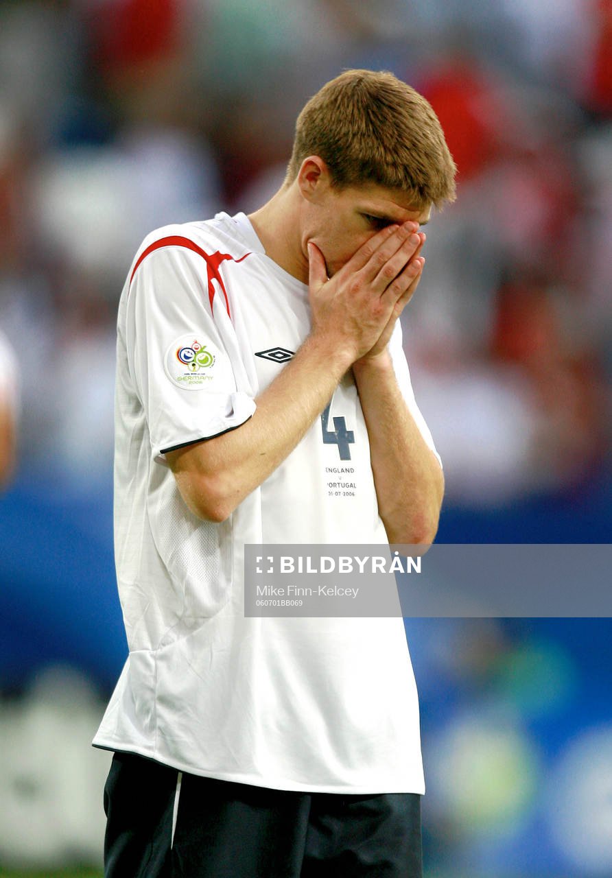 Steven Gerrard, England, depp
