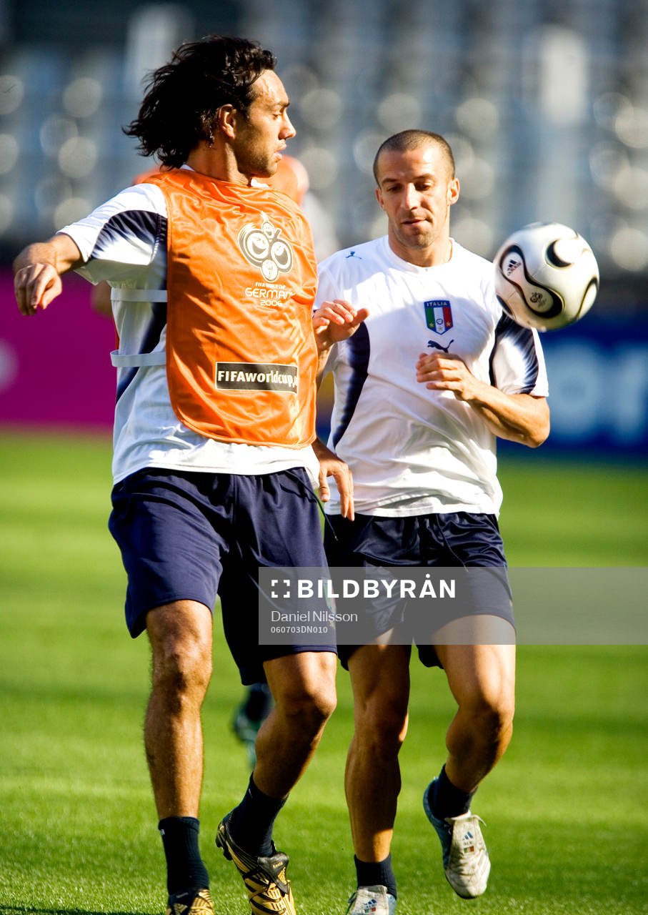 Alessandro Nesta och Alessandro Del Piero, Italien