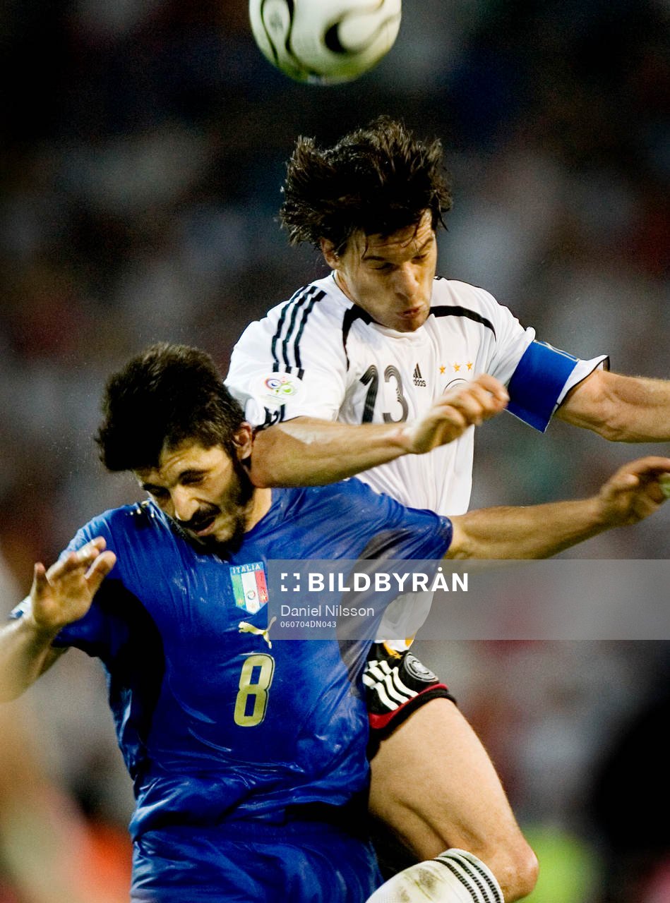Michael Ballack, Tyskland sätter en armbåge i Gennaro