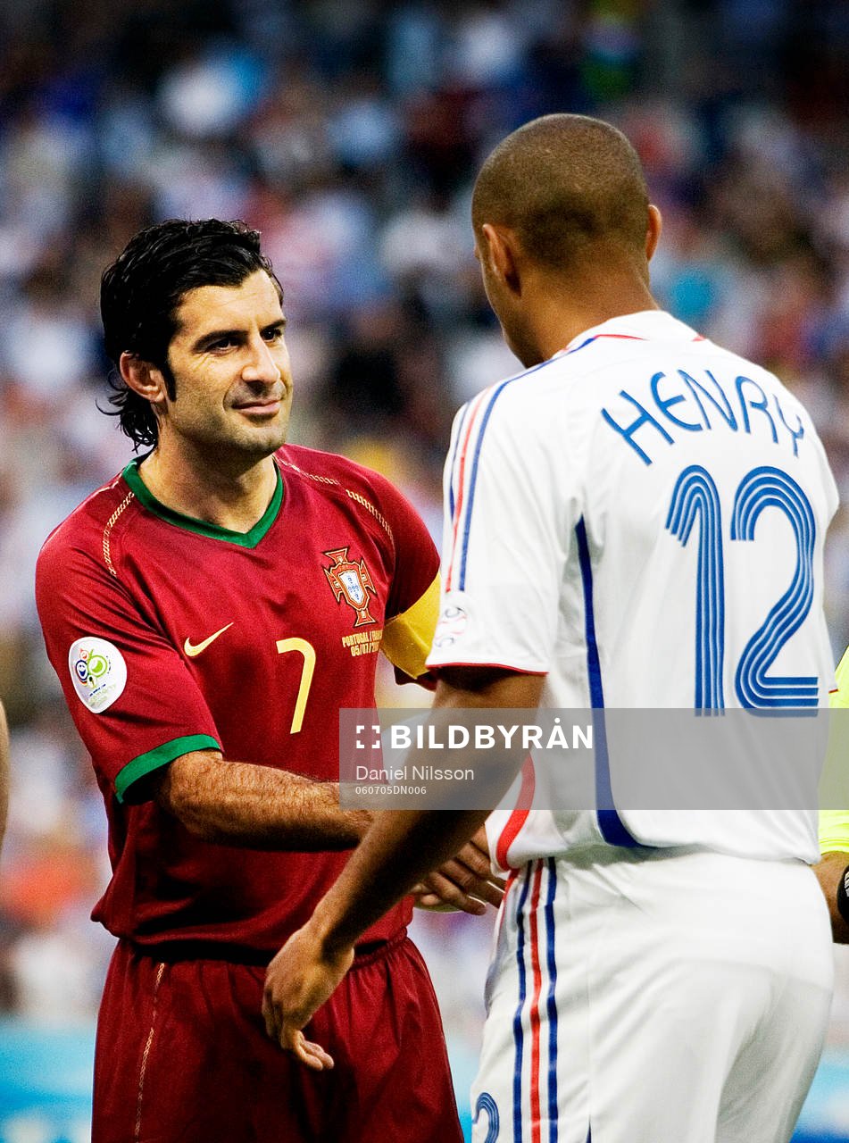Thierry Henry, Frankrike och Luis Figo, Portugal. Hälsning