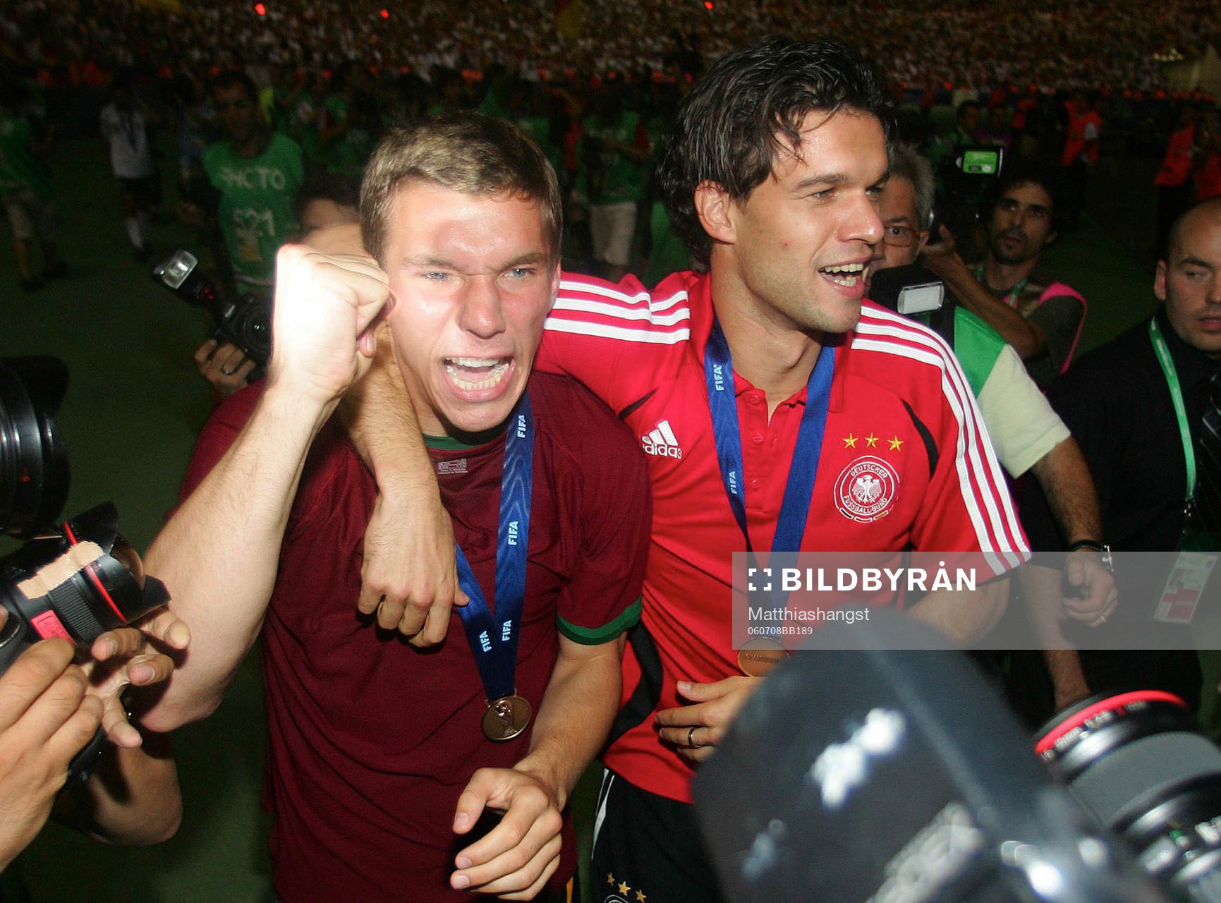 Lukas Podolski, Michael Ballack, Tyskland. Jubel. Brons,