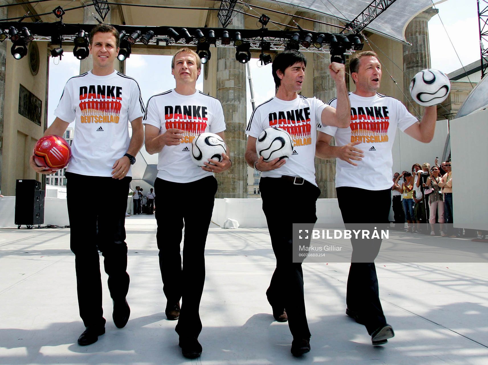  Oliver Bierhoff,  Jürgen Klinsmann, tränare, förbundskapten, Joachim Loew, Andreas Koepke, målvaktstränare