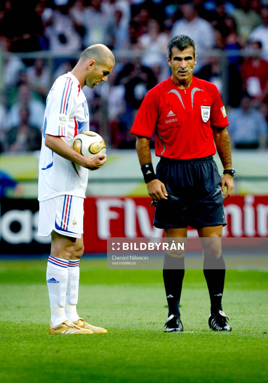 Straff i finalen, Zinedine Zidane, Frankrike, och Horacio