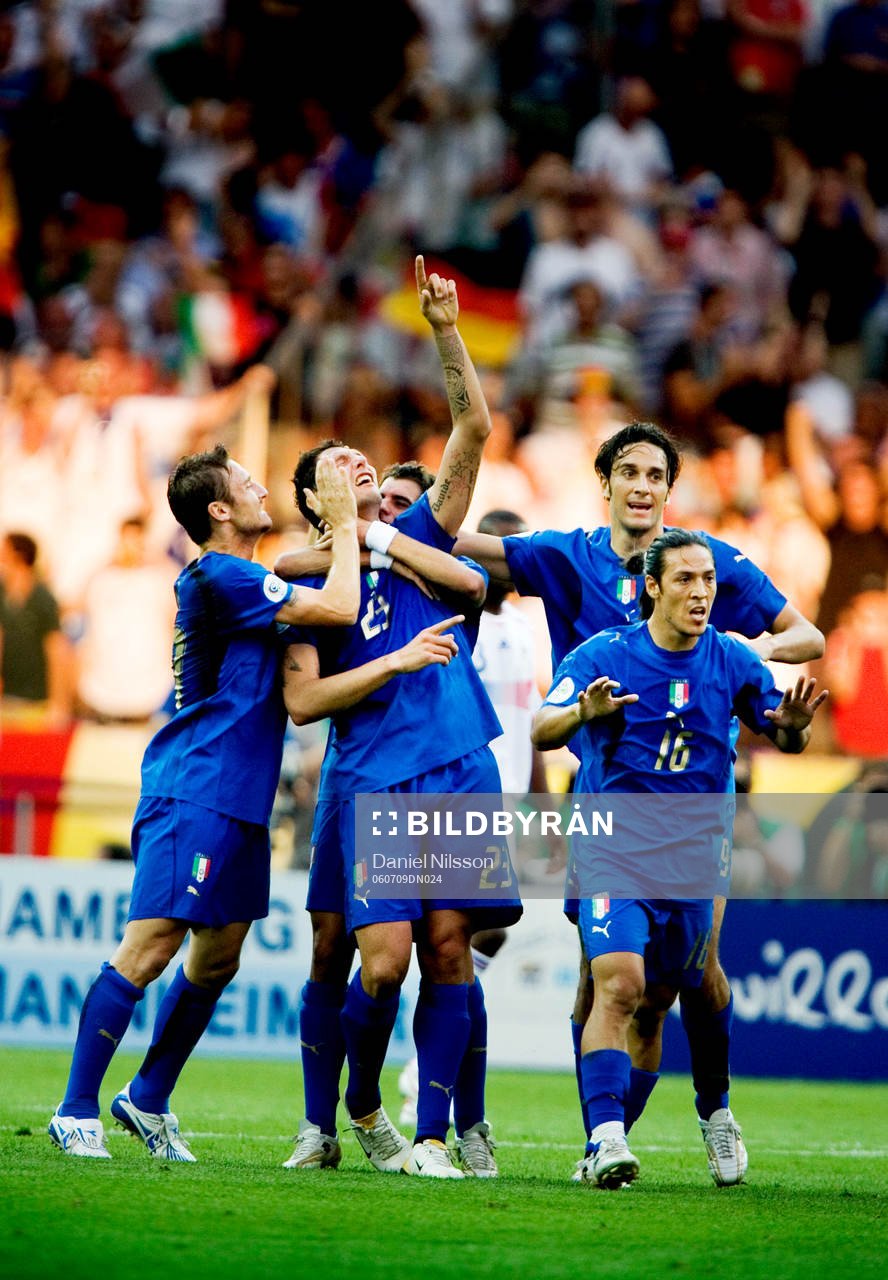   Marco Materazzi, Italien, jubel efter 1-1 målet. 