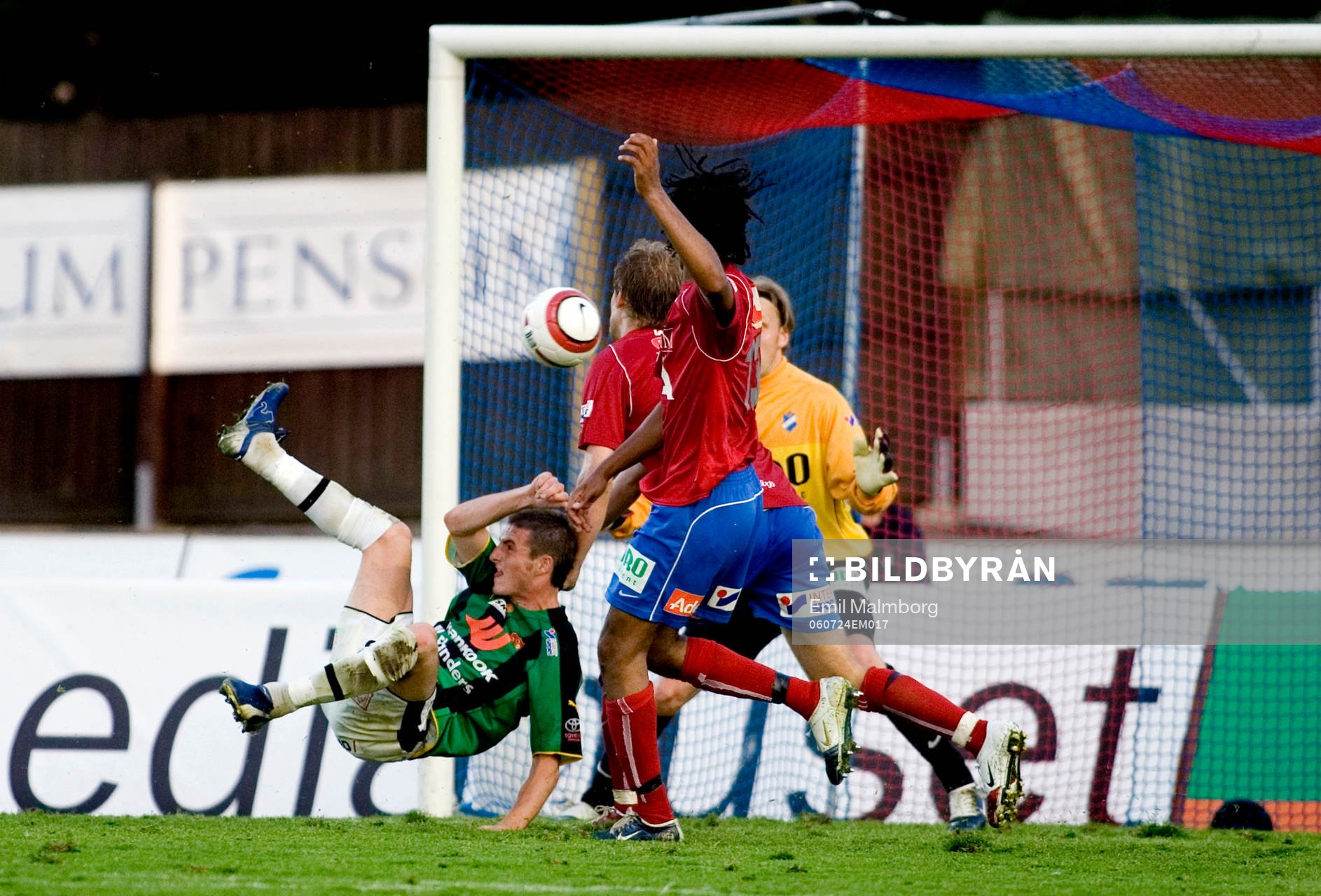 Öster - Gais: James Keene, Gais försöker sig på en