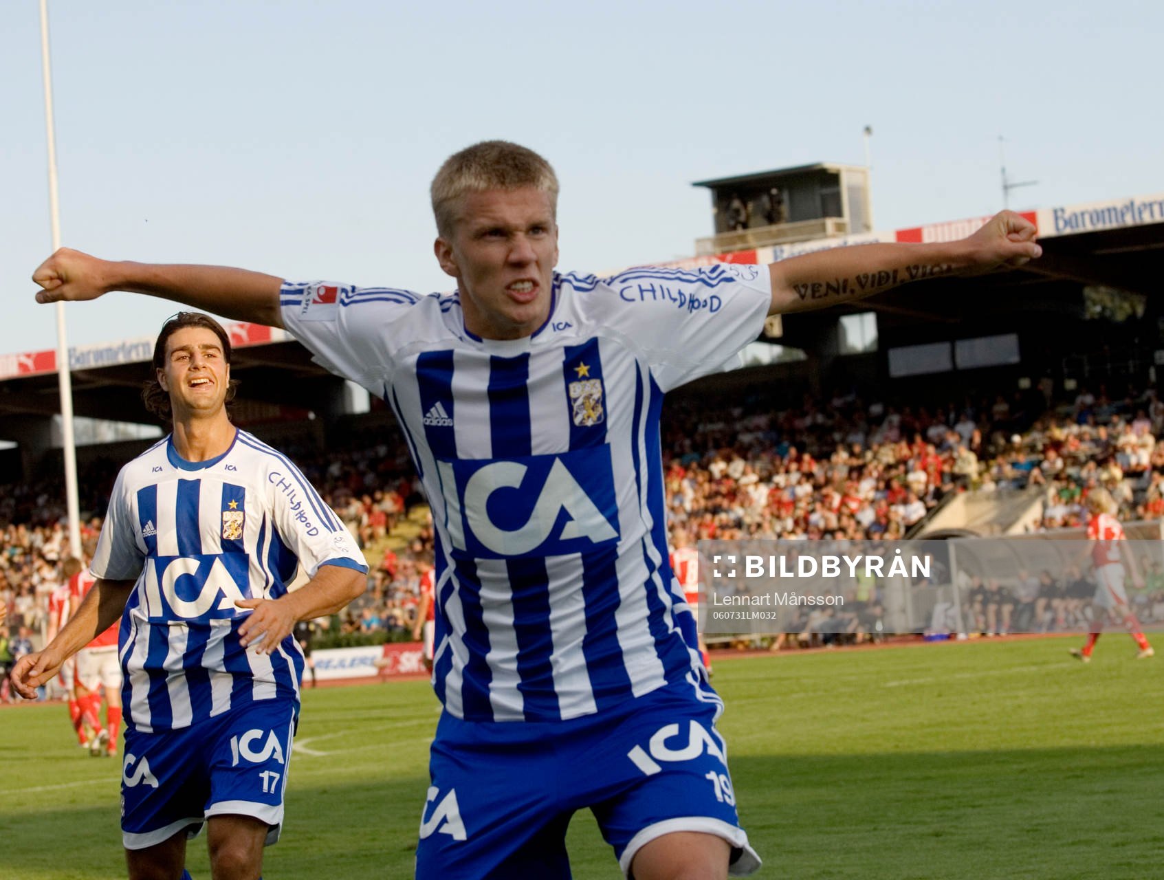0-1 Pontus Wernbloom, som skriker ut sin glädje