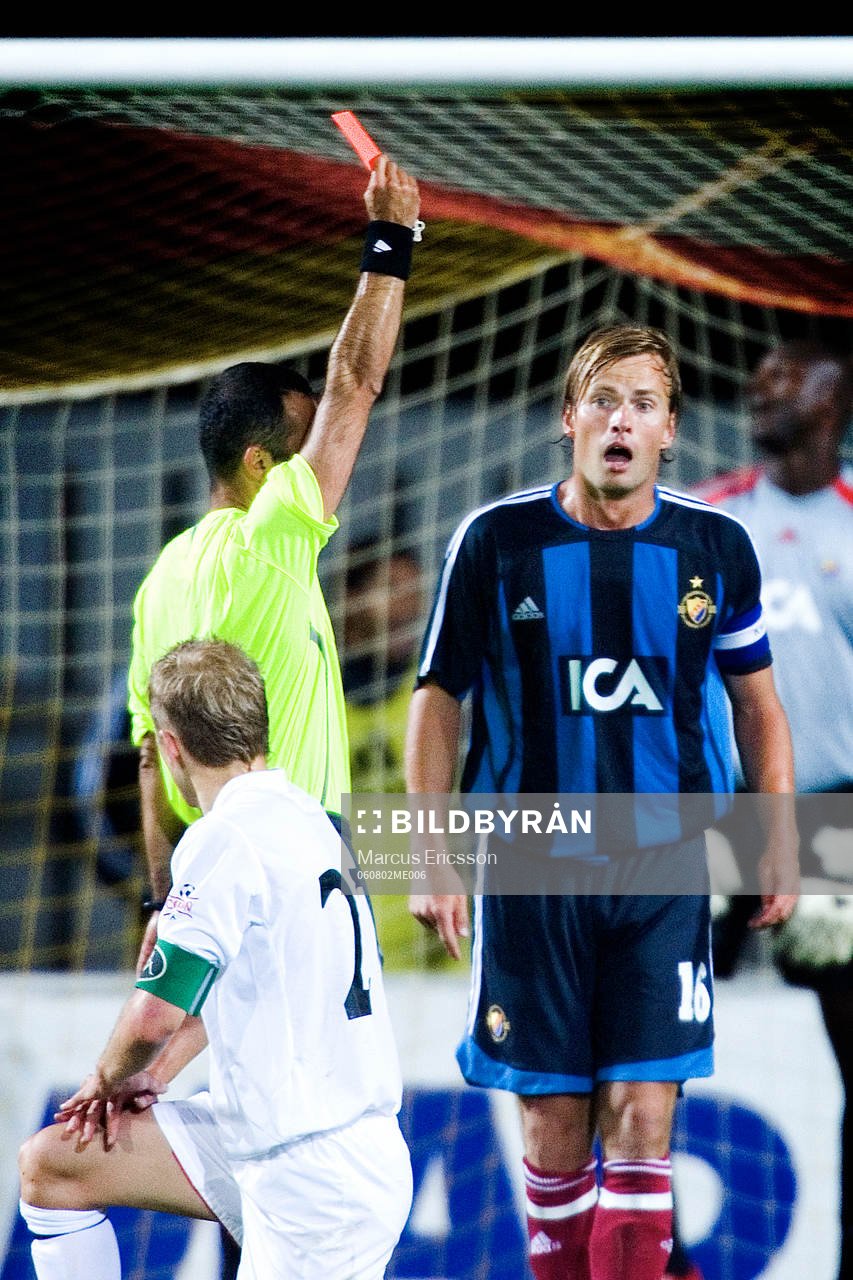 Markus Johannesson tappar hakan när han får det röda