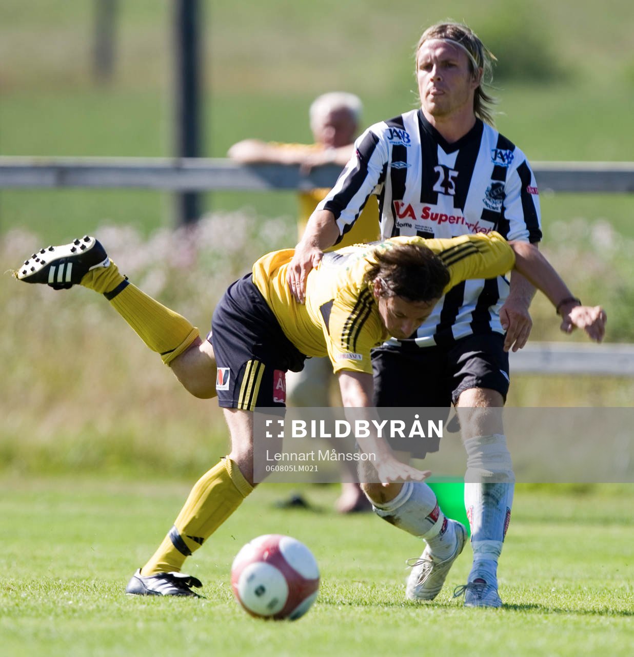 Daniel De Stefano bringas på fall. Fall