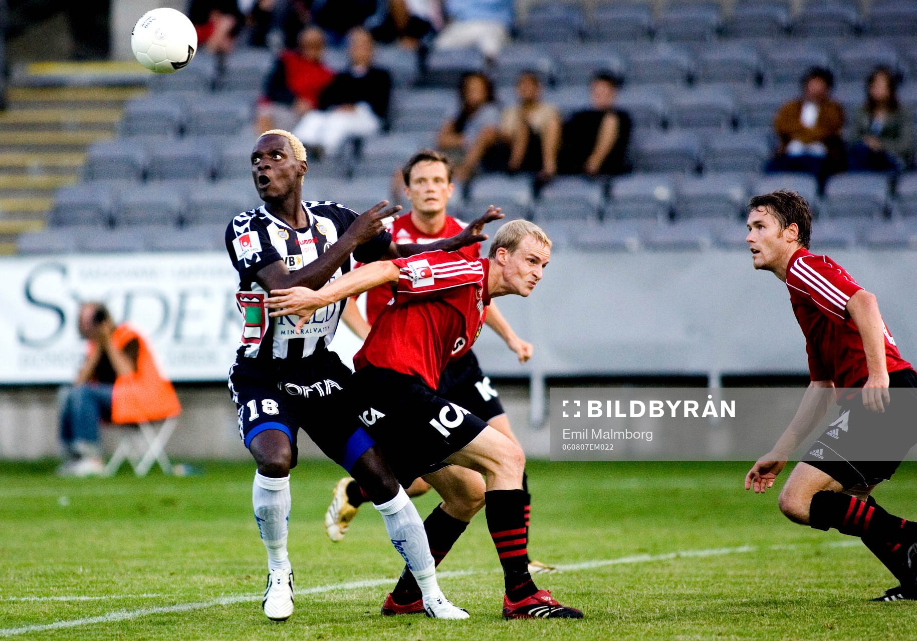 Bobo Bola, Landskrona, Pär Asp, Brommapojkarna