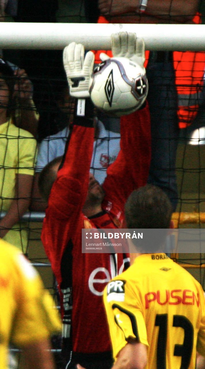 Johan Wiland, Elfsborg, målvakt, gör en kanonräddning