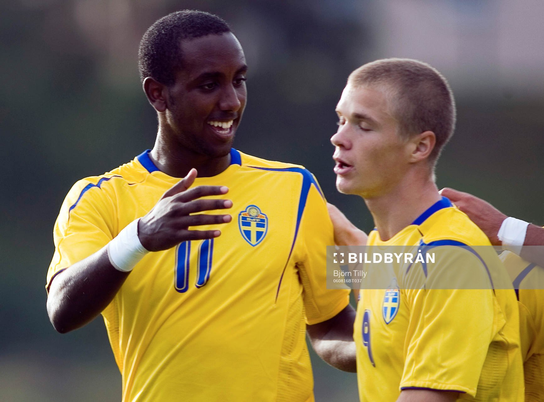 Henok Goitom och Samuel Holmén, Sverige jubel