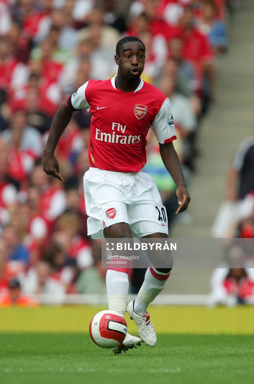 Johan Djourou, Arsenal