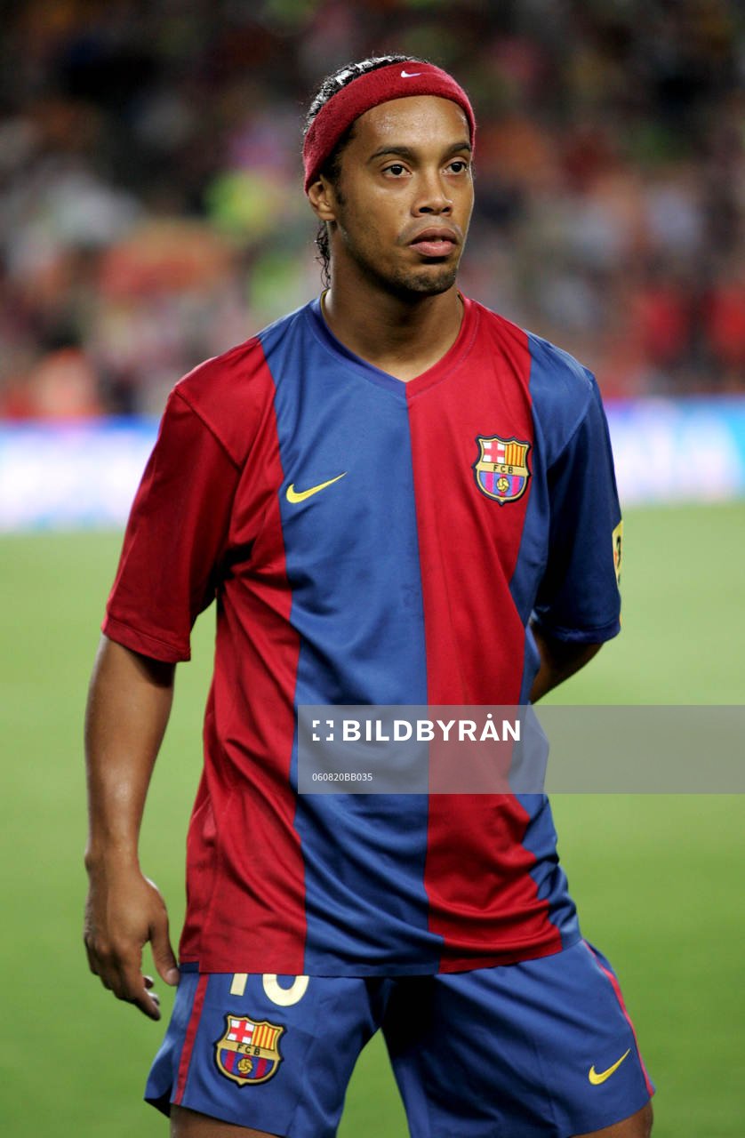 Ronaldinho, Barcelona