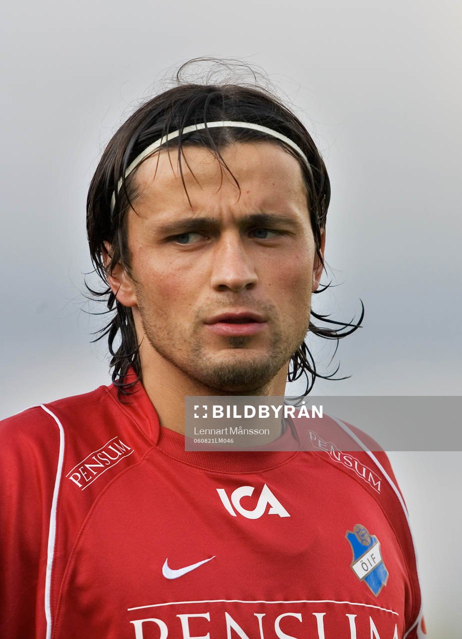 Pavel Zavadil, Öster, porträtt