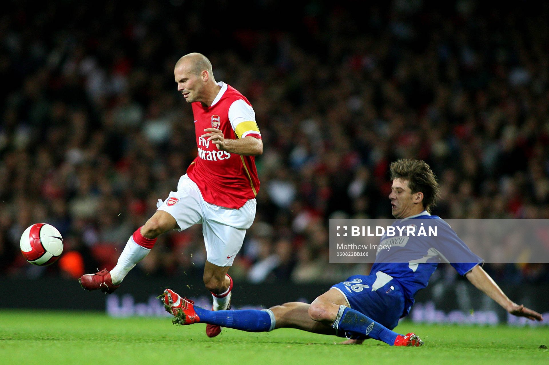 Fredrik Ljungberg,  Arsenal och Dino Drpic,  Dynamo Zagreb