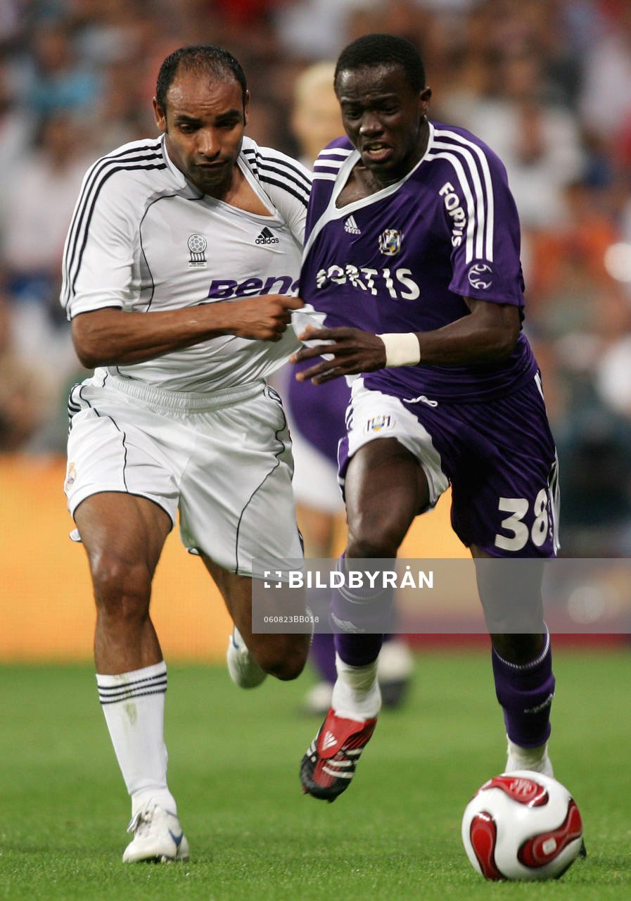 Emerson, Real Madrid och Lamah, Anderlecht, tröjdragning