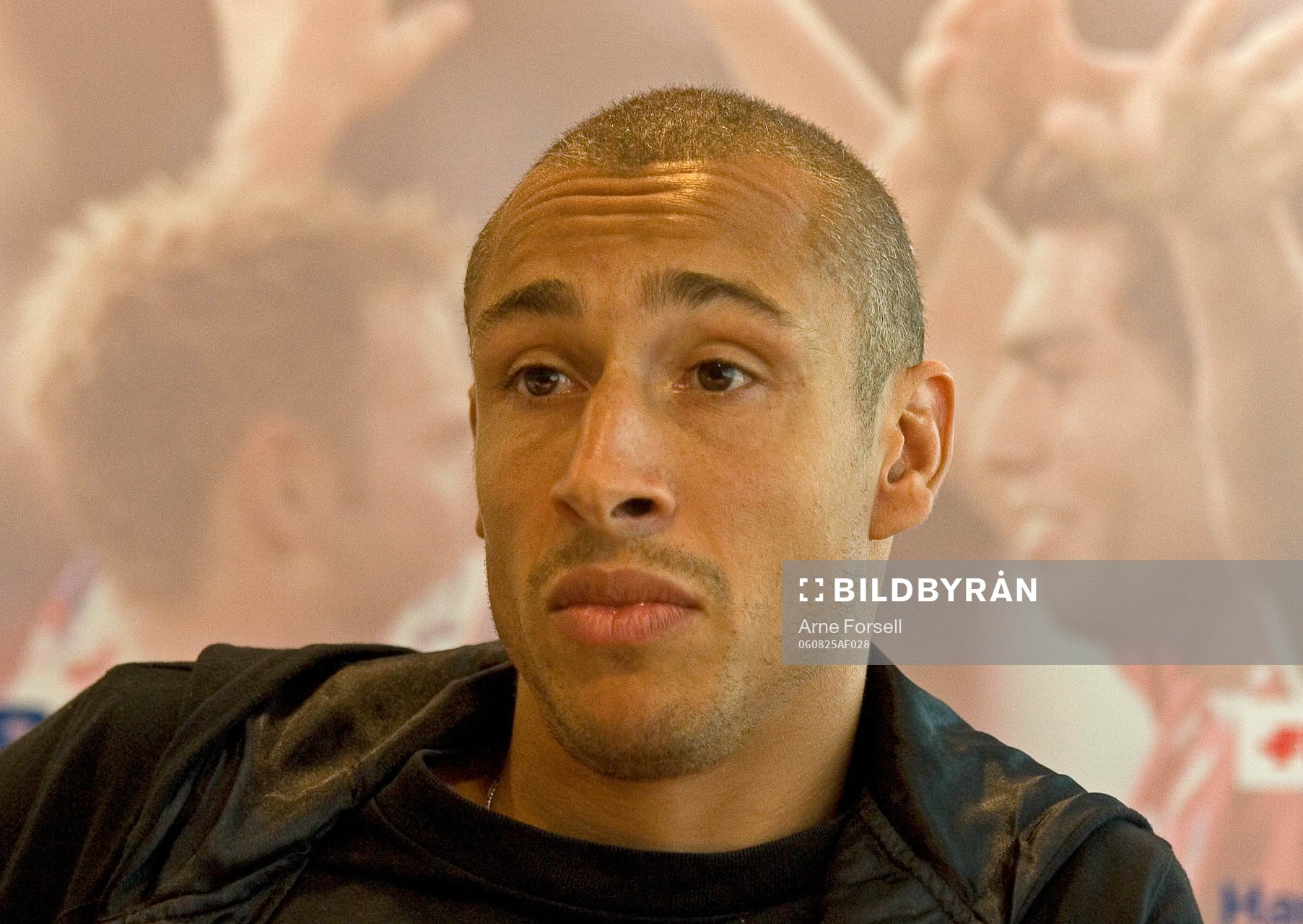 Henrik Larsson på presskonferensen
