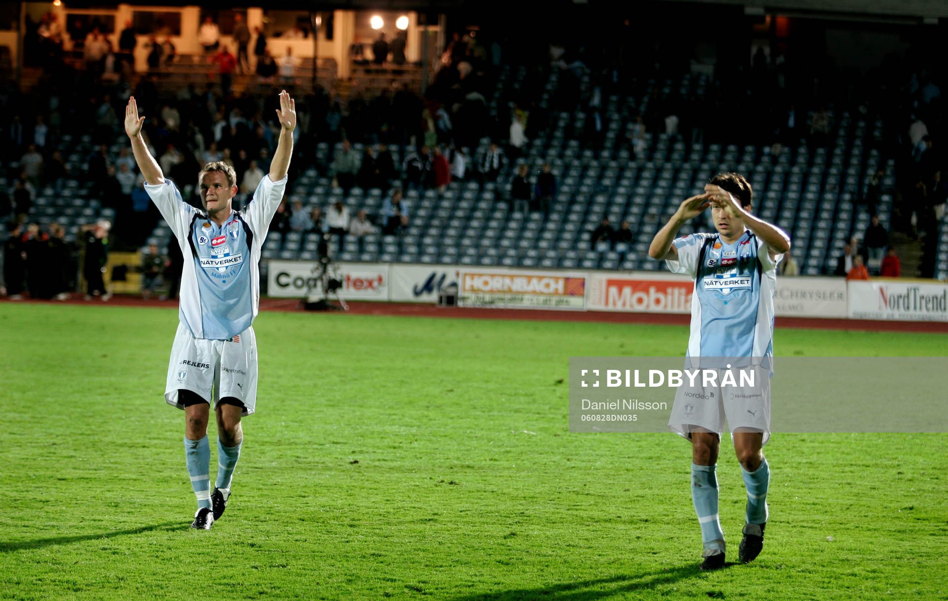   Jonatan Johansson och Jari Litmanen, Malmö, jubel efter matchen.