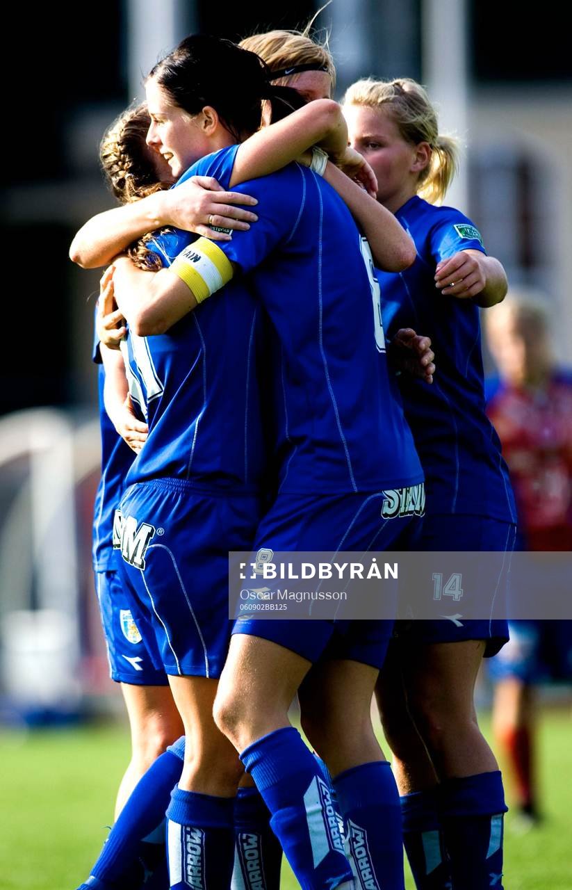 Lotta Schelin, Göteborg kramas om
