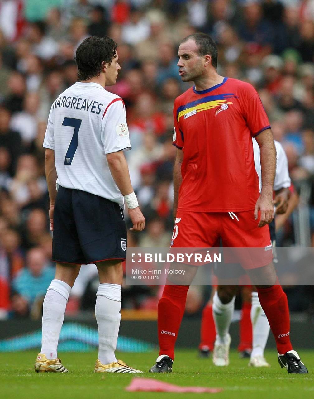 Antonio Lima Sola, Andorra och Owen Hargreaves, England