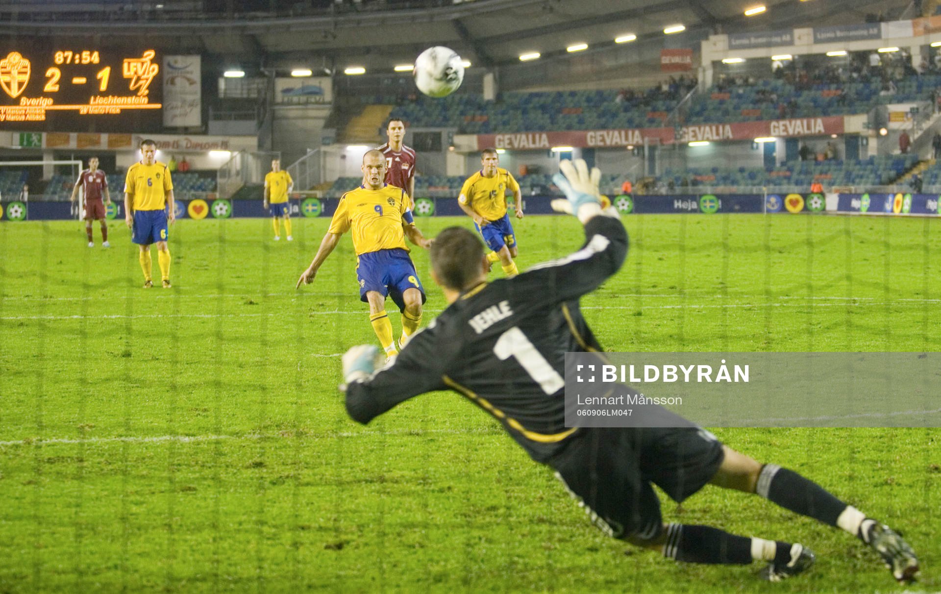 Straff Fredrik Ljungberg