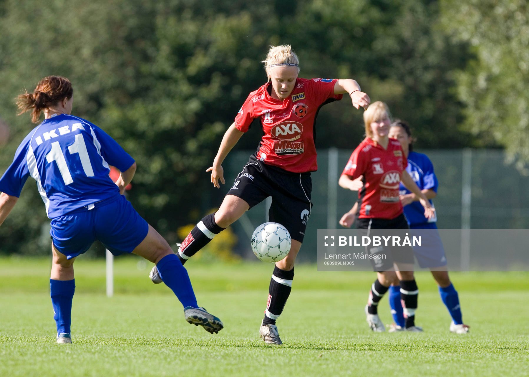 Elin Bjerre, Kristianstad, har bollkontroll