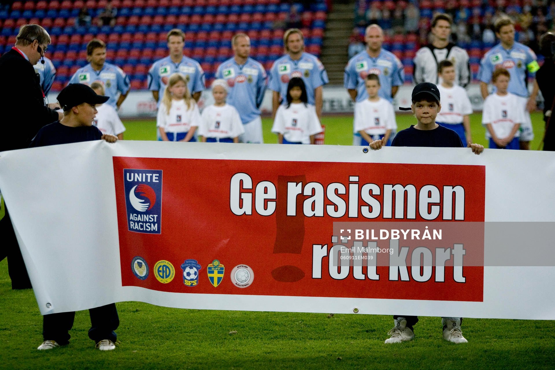 Rött kort mot rasism