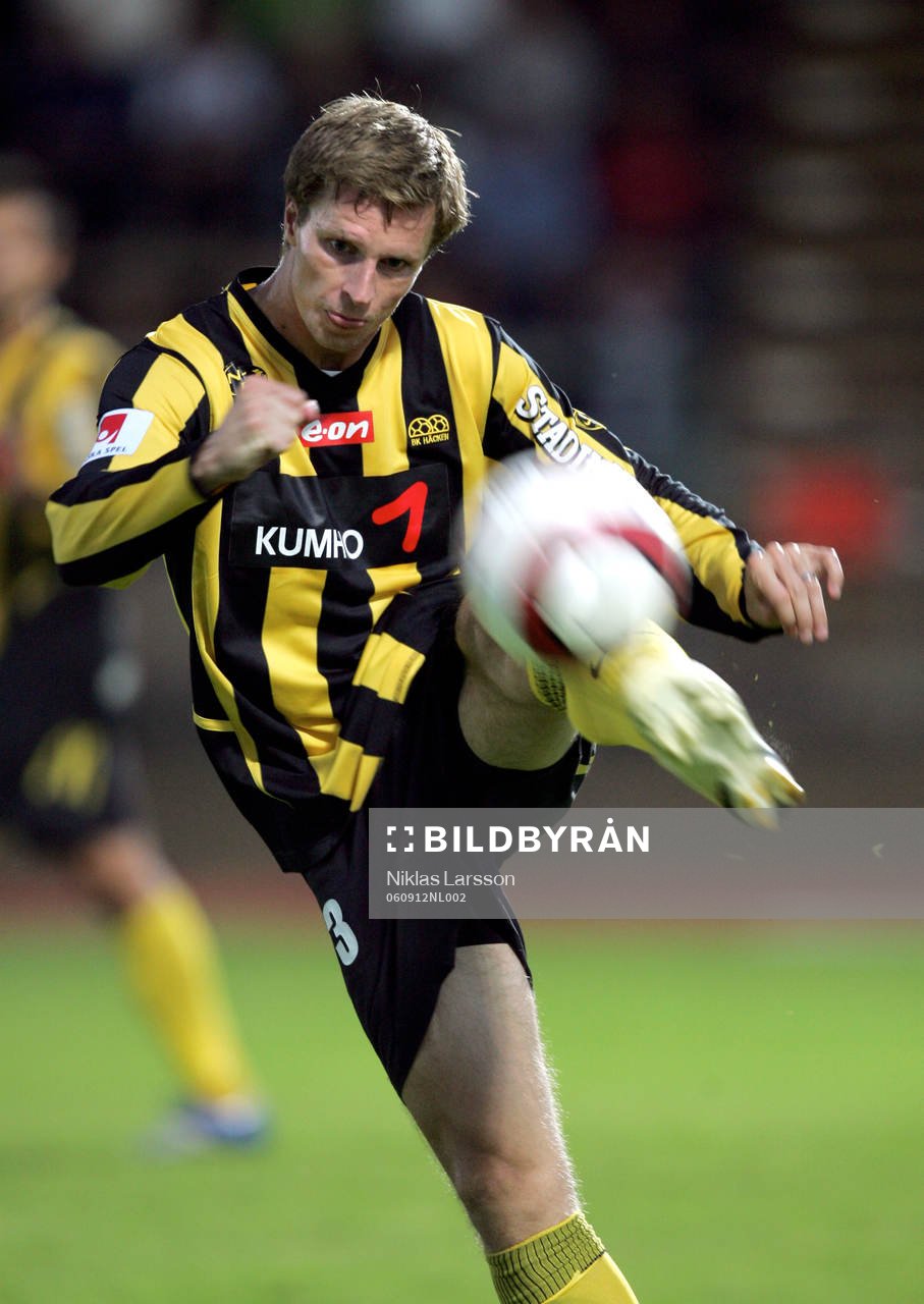Fotboll, Allsvenskan, H‰cken-Gˆteborg: Mats HedÈn, H‰cken.  