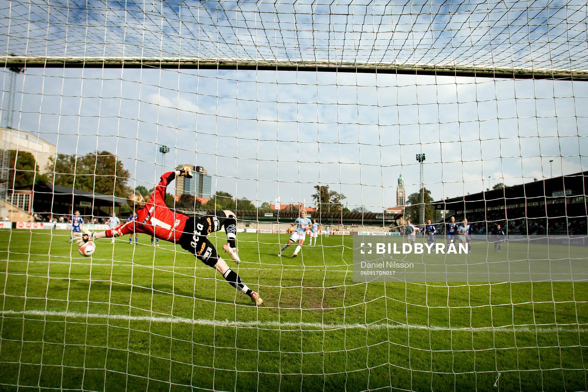 Asthildur Helgadottir, Malmö, gjorde 1-0 på straff.