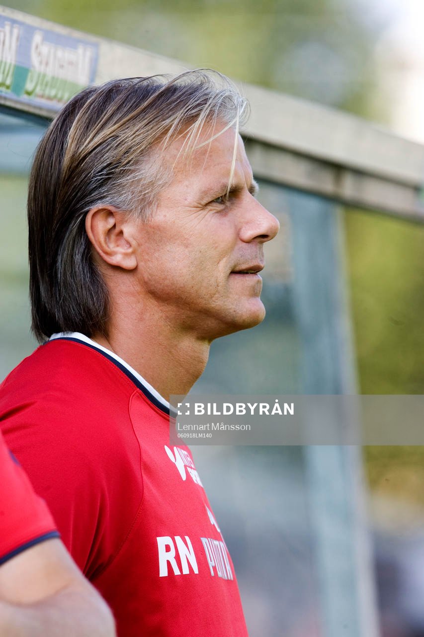 Roland Nilsson, tränare
