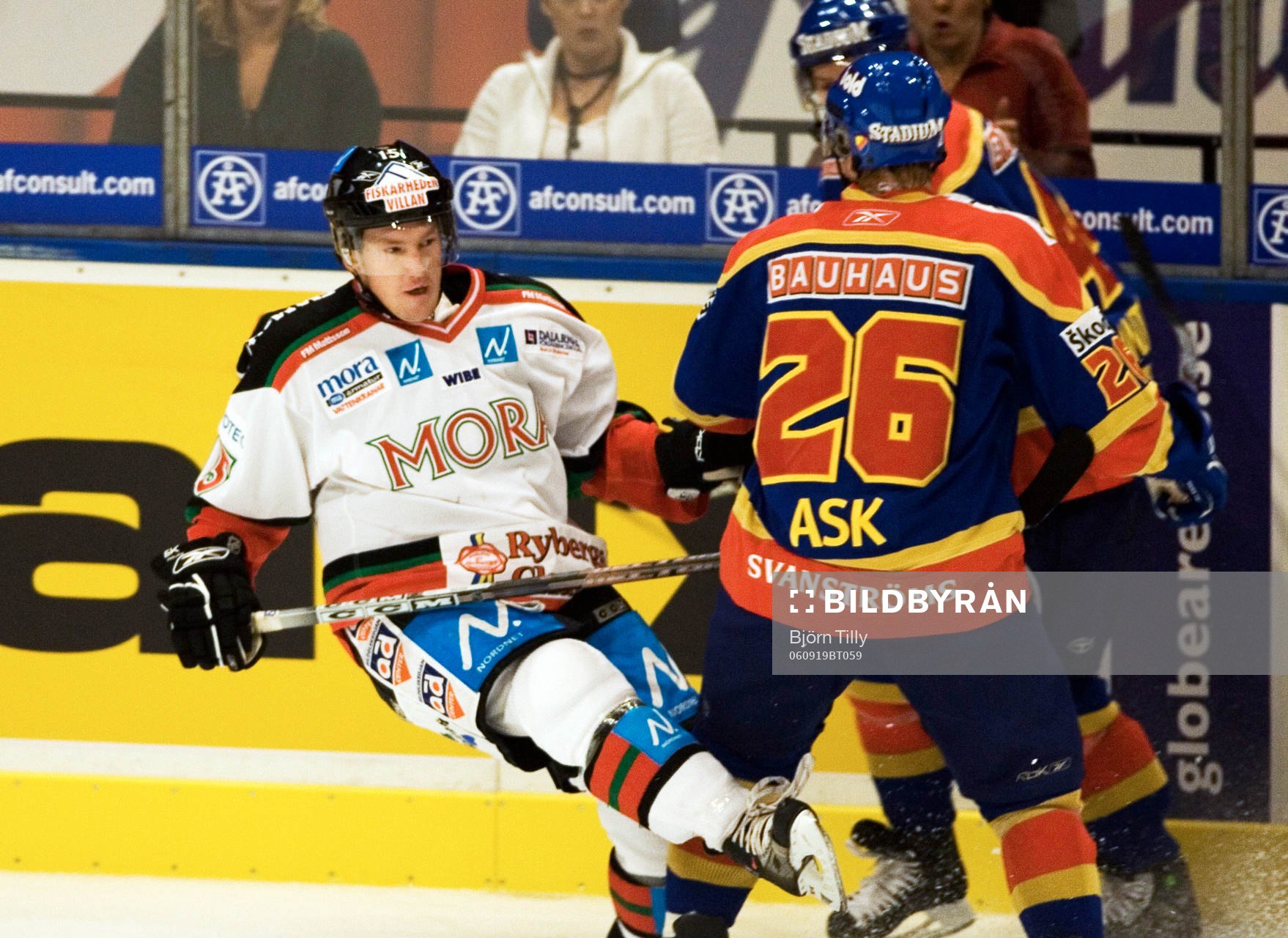 Ryan Jardine, Mora får en tryckare