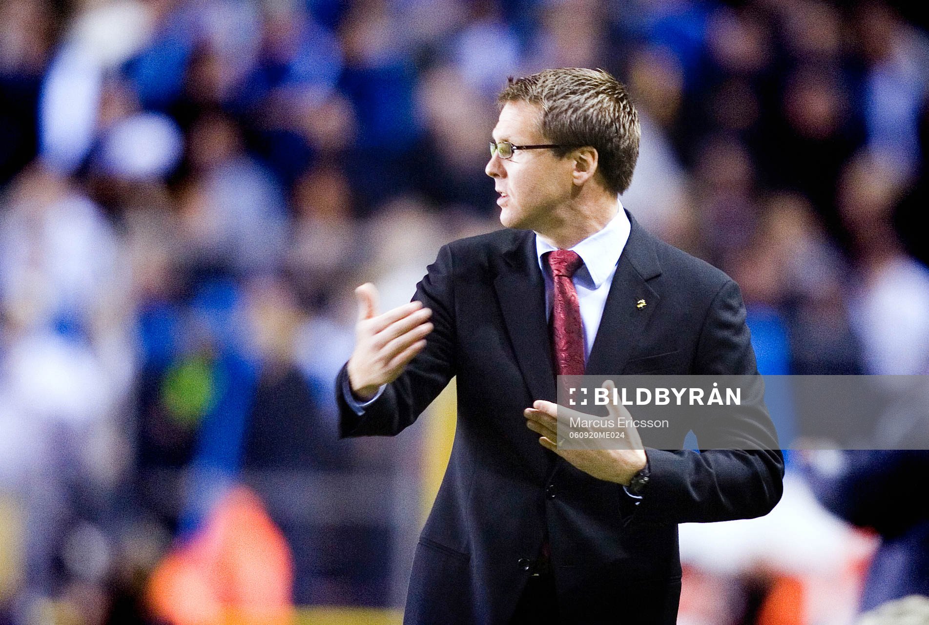 Rikard Norling, Tränare AIK coachar sitt lag