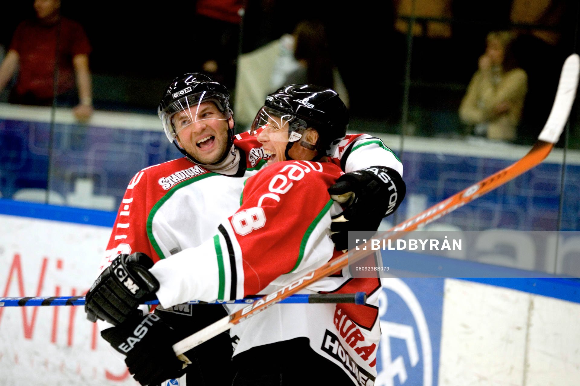 Miloslav Horava och Robert Döme, Modo, jubel, glädje