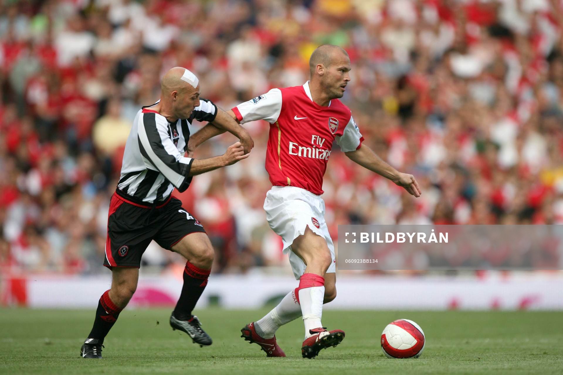  Fredrik Ljungberg, Arsenal, Alan Wright, Sheffield United