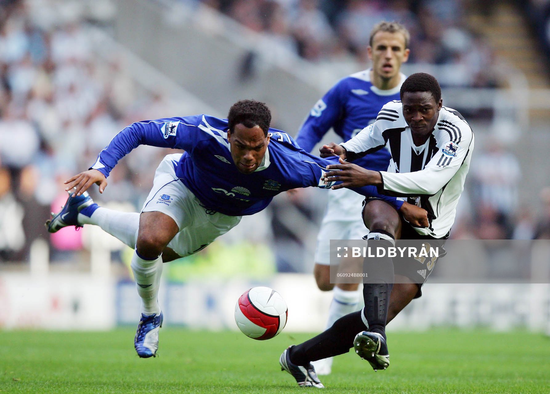 Joleon Lescott, Everton och Shola Ameobi, Newcastle