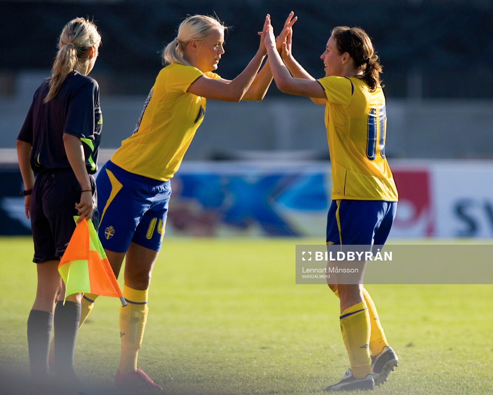 Hanna Ljungberg och Josefine Öqvist, Sverige, byte
