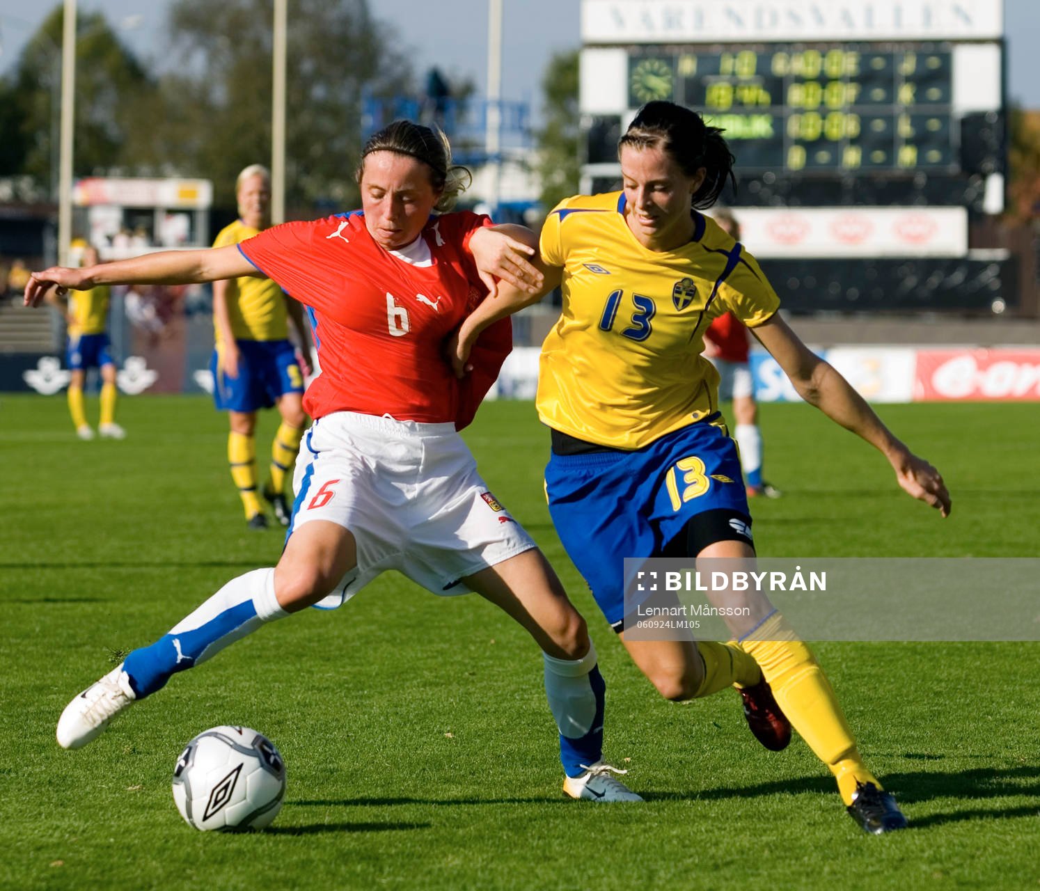 Lotta Schelin, Sverige och Alexandra Mouchova, Tjeckien