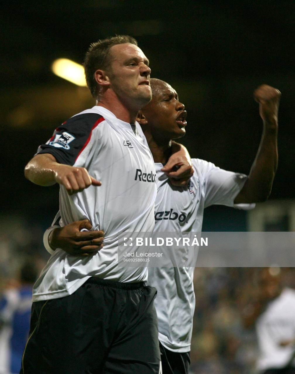 Kevin Nolan och El Hadji Diouf, Bolton (Jubel)