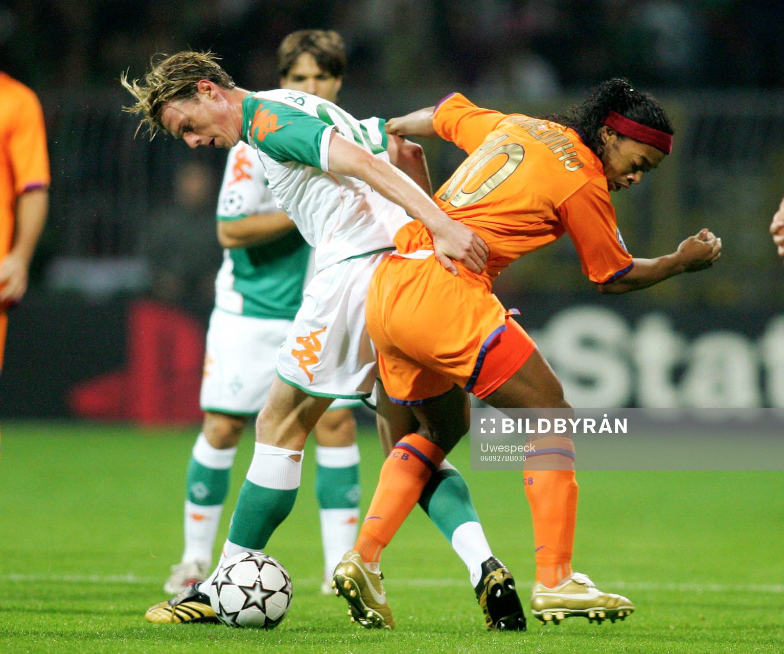 Tim Borowski, Werder Bremen och Ronaldinho, Barcelona