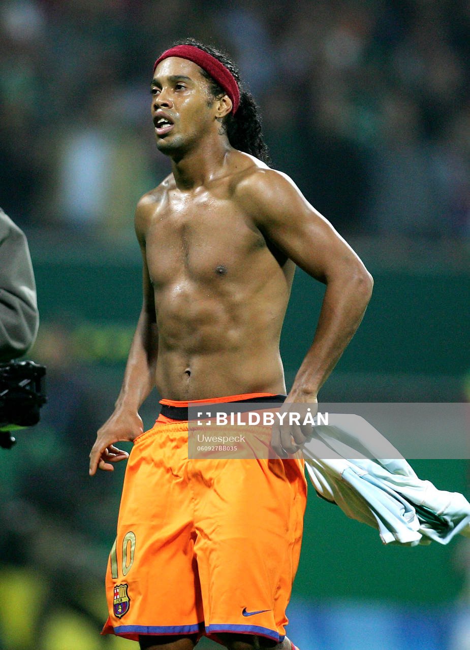 Ronaldinho, Barcelona, bar överkropp