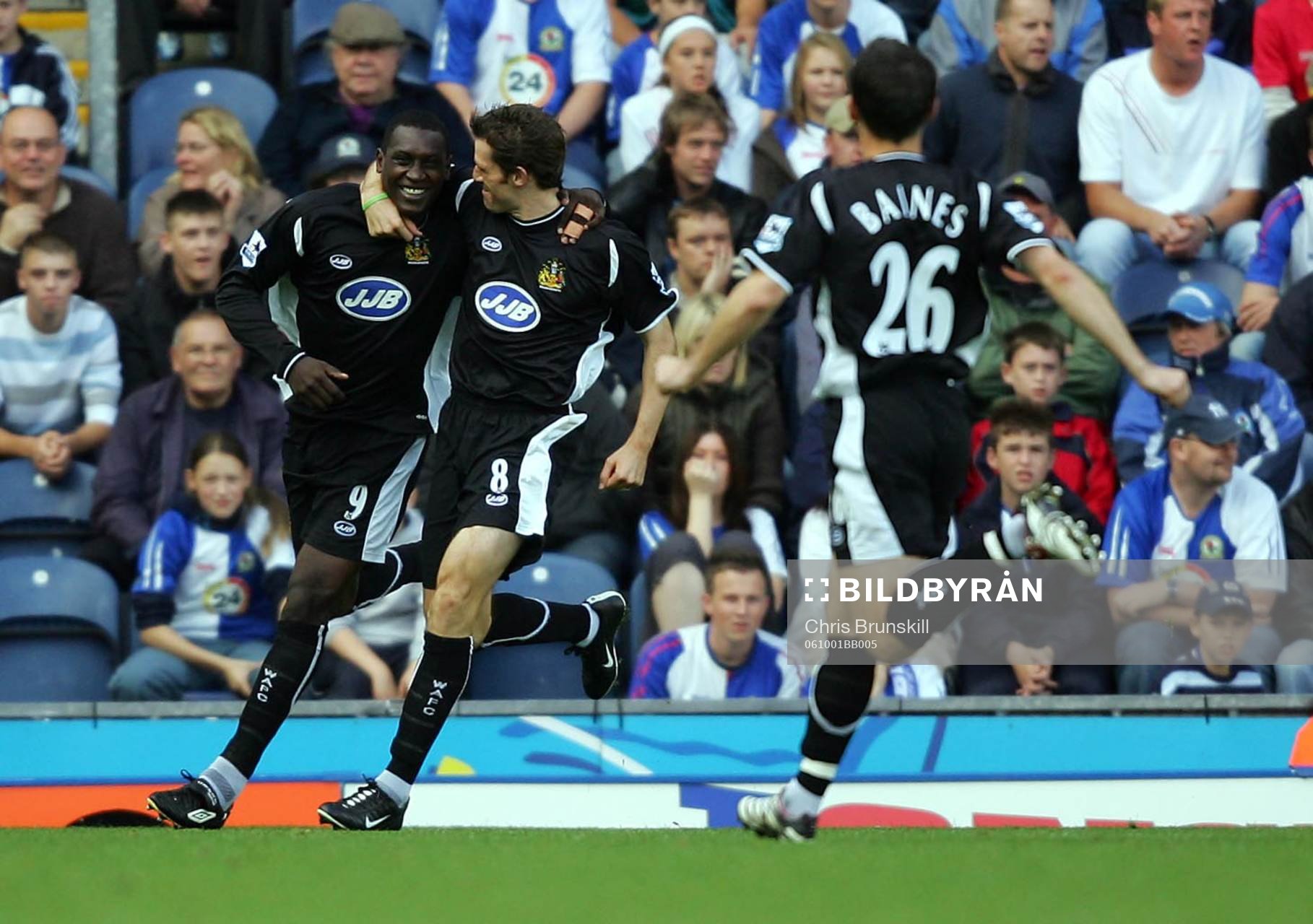 Emile Heskey och Kevin Kilbane, Wigan (jubel)