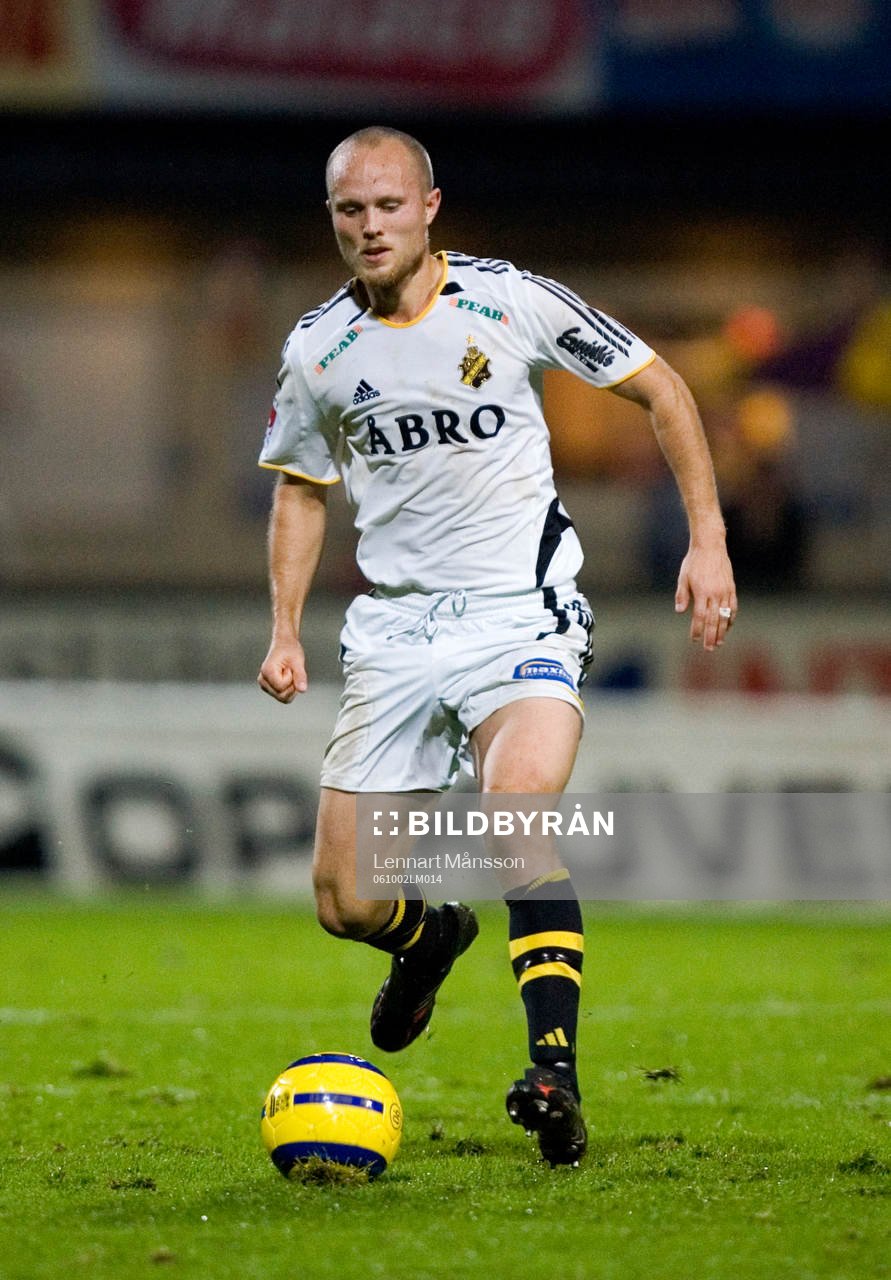   Nicklas Carlsson.