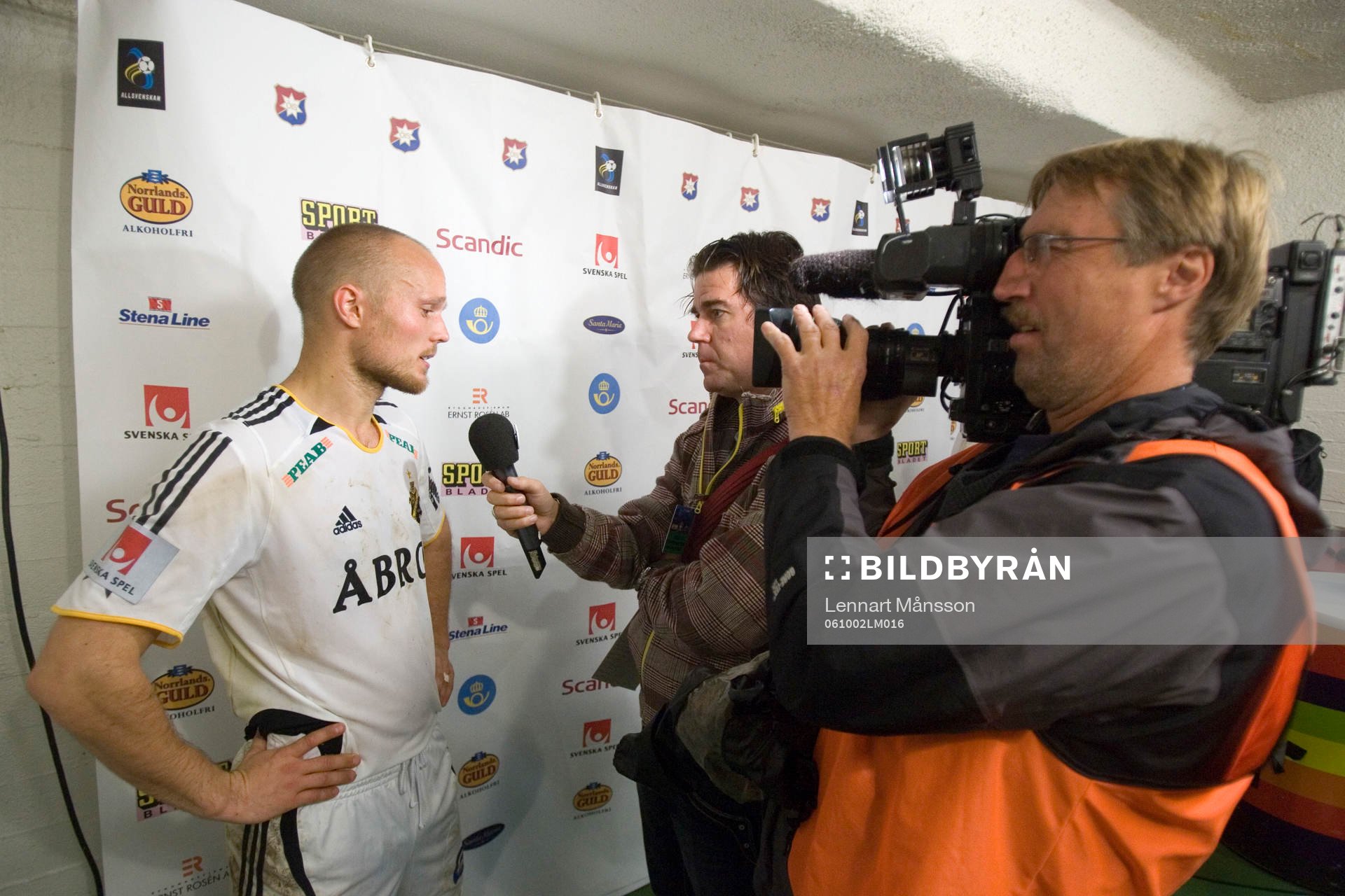 Nicklas Carlsson. Media, press, tv, reporter
