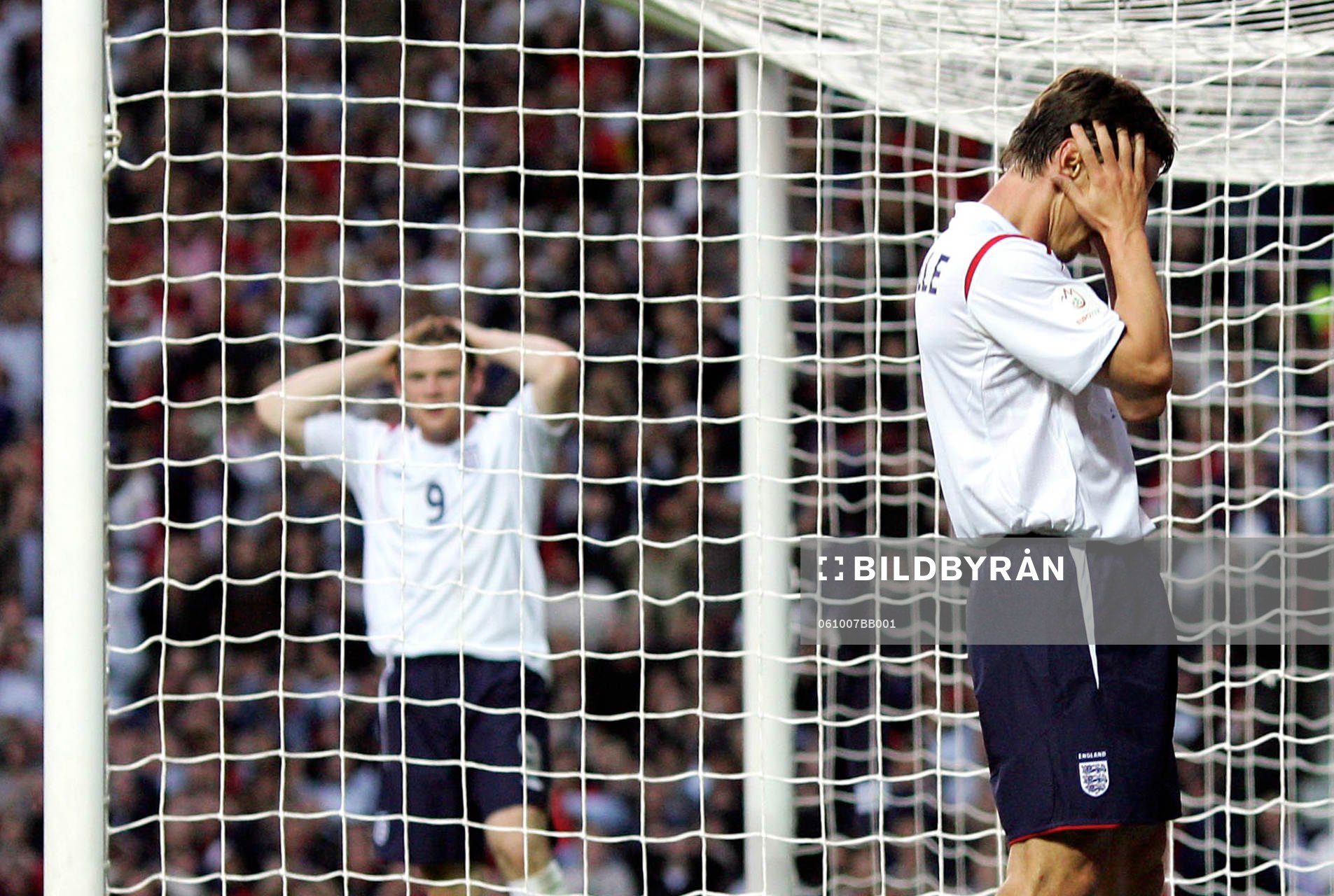 Gary Neville och Wayne Rooney, England, depp