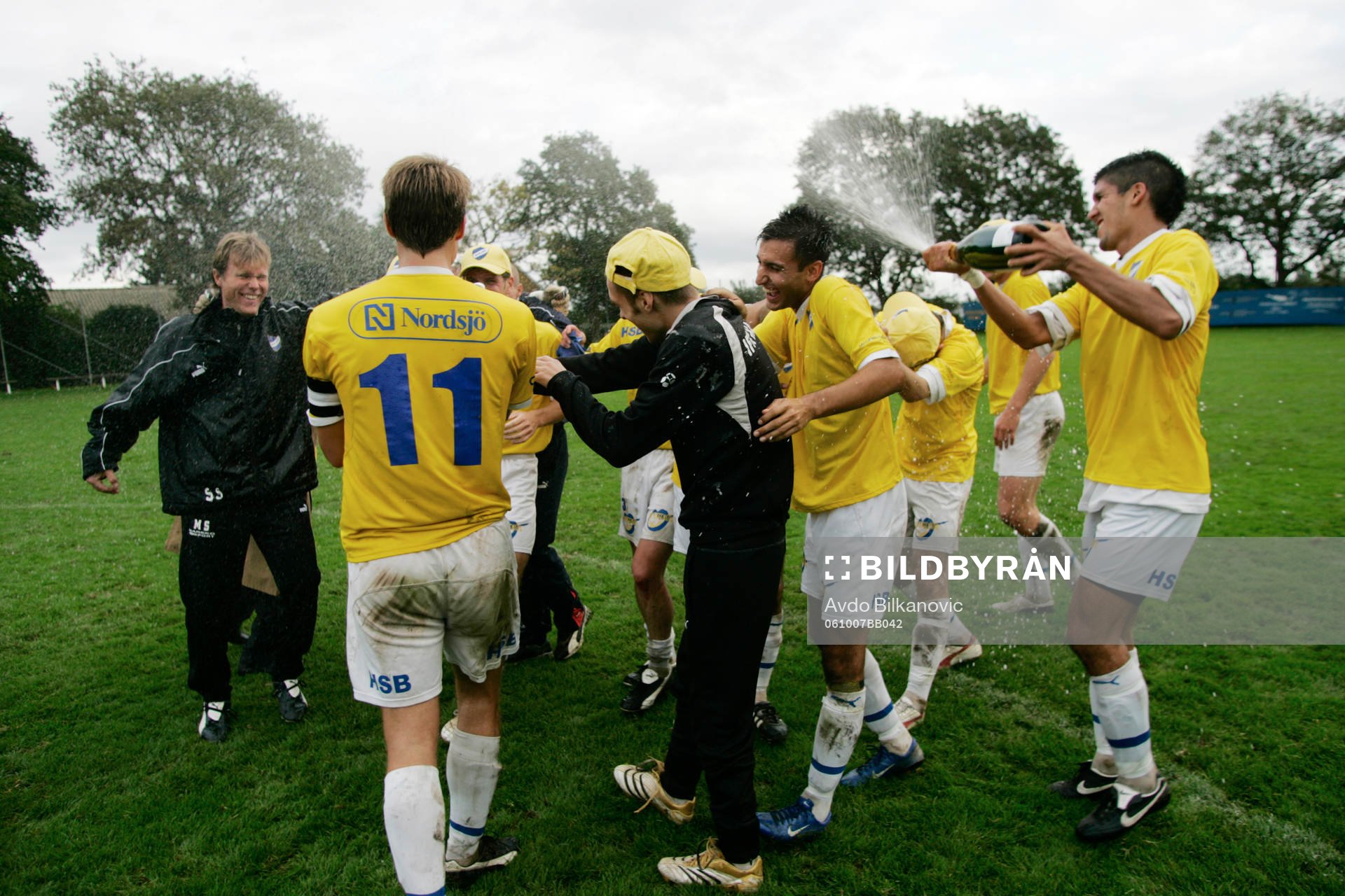 IFK Malmö spelare firar