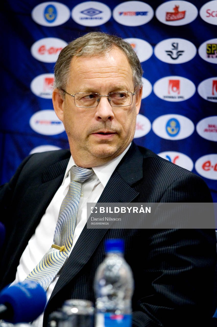 Lars Lagerbäck, förbundskapten Sverige